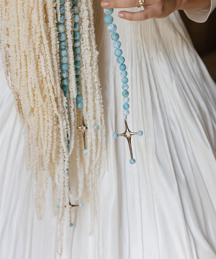 M�a + Juan - Sneakpeek